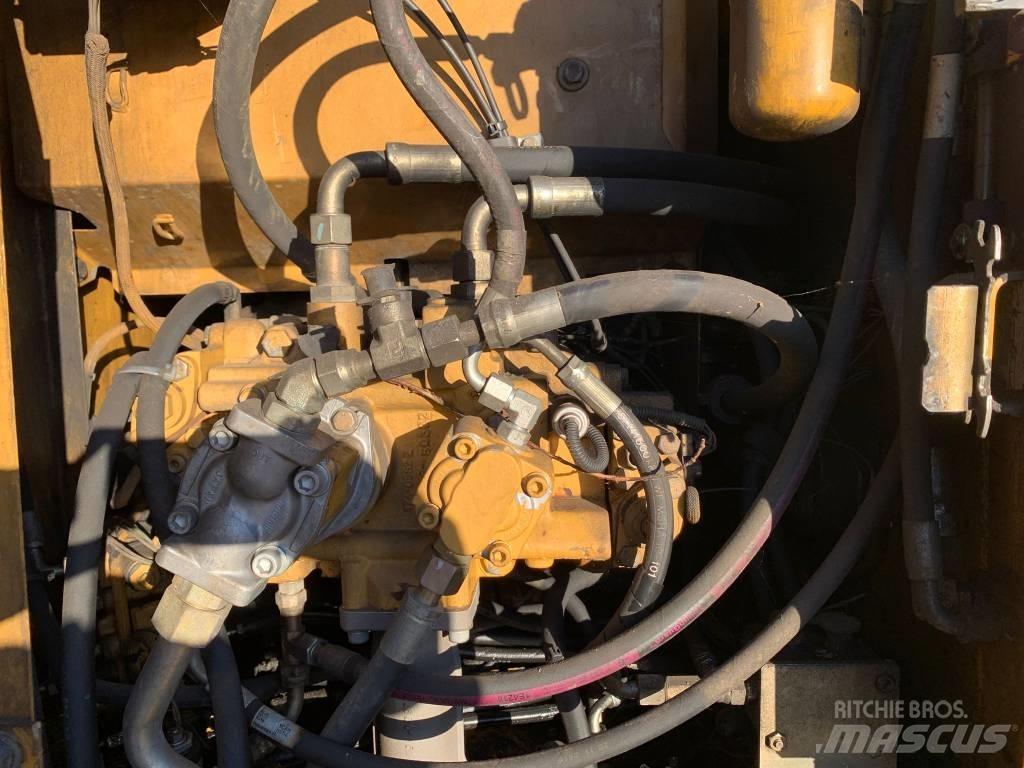 CAT 312 C L 대형 굴삭기 29톤 이상