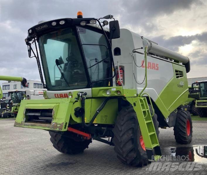 CLAAS TUCANO 430 콤바인 수확기