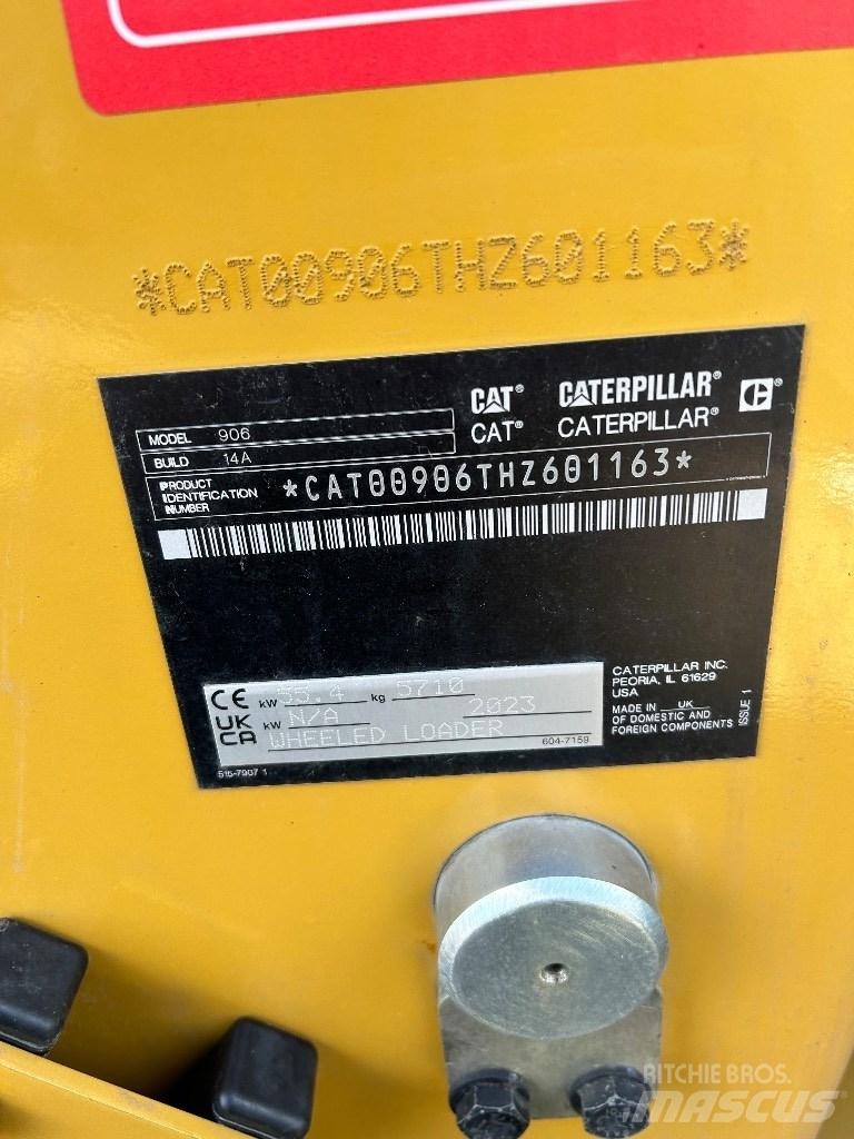 CAT 906  휠로우더