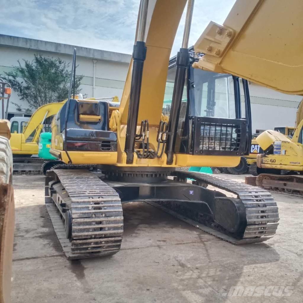 CAT 330 D 대형 굴삭기 29톤 이상