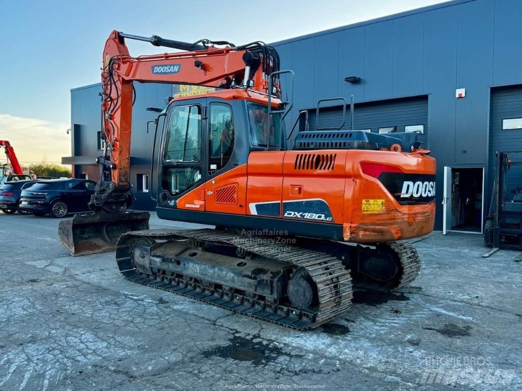 Doosan DX 180 LC 대형 굴삭기 29톤 이상