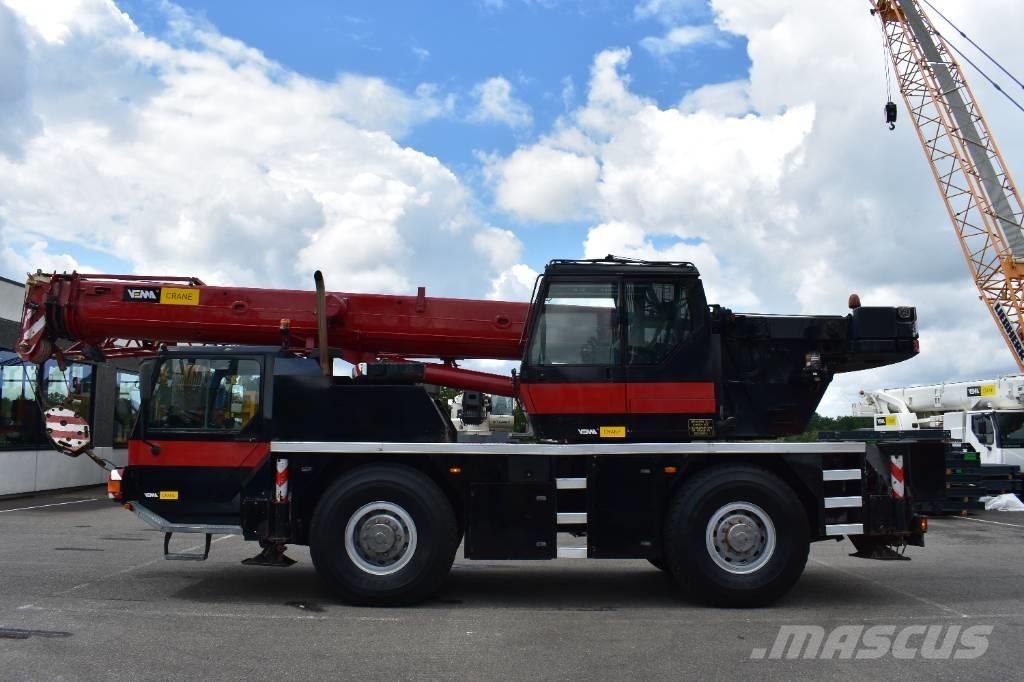 Liebherr LTM 1030-2 A/T 크레인