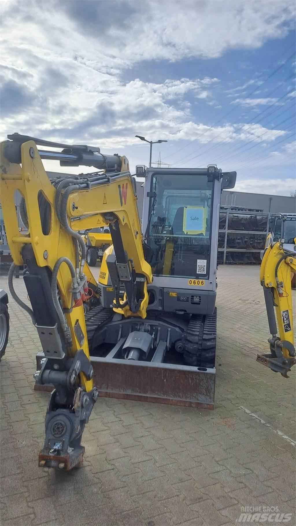 Wacker Neuson ET42 대형 굴삭기 29톤 이상
