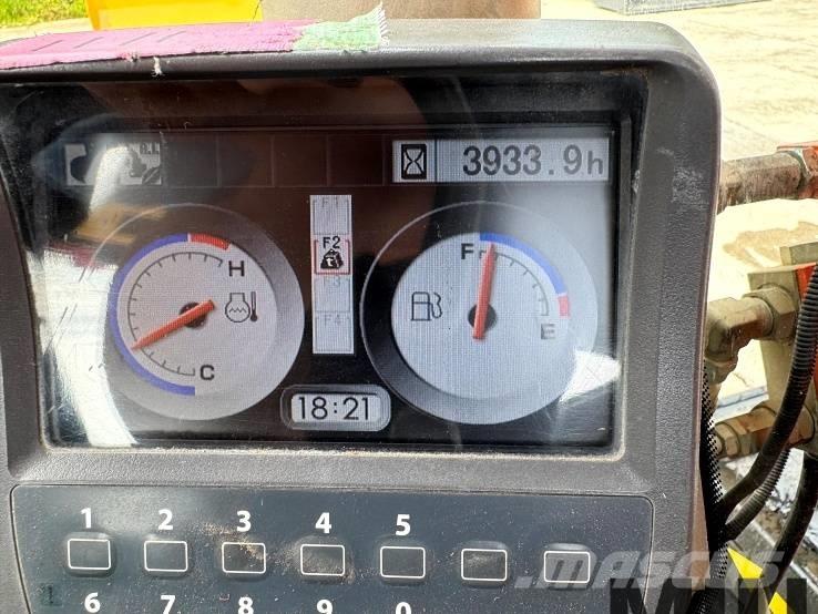 Hitachi ZX 70-3 중형굴삭기 7톤-28톤