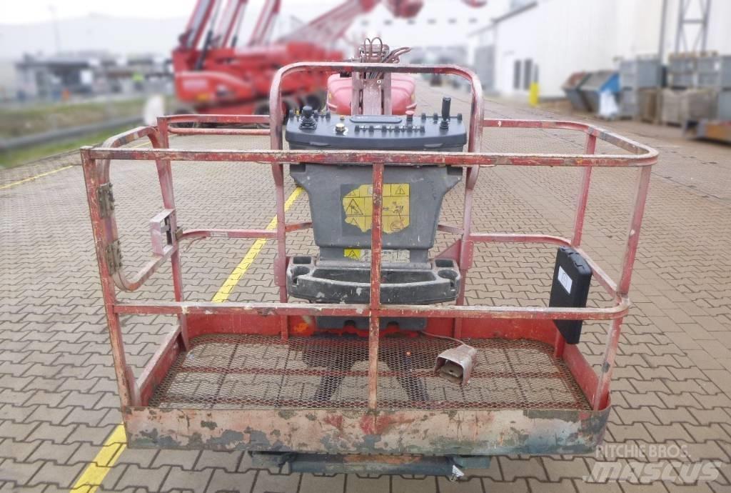 JLG E 600 JP 관절형 전동이동 리프트