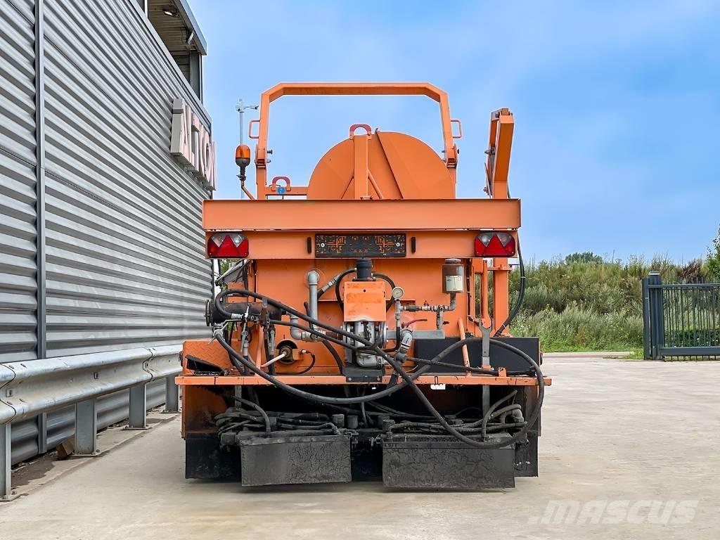  Grün BSM 1200-4R 아스팔트 분무기