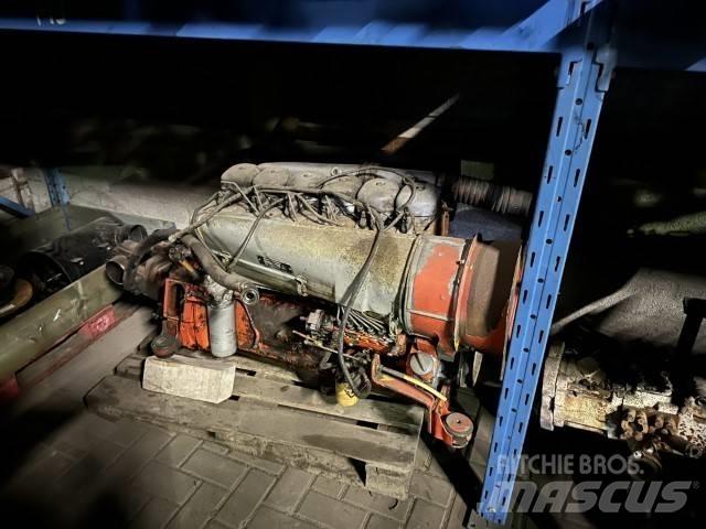 Deutz F6L912 엔진