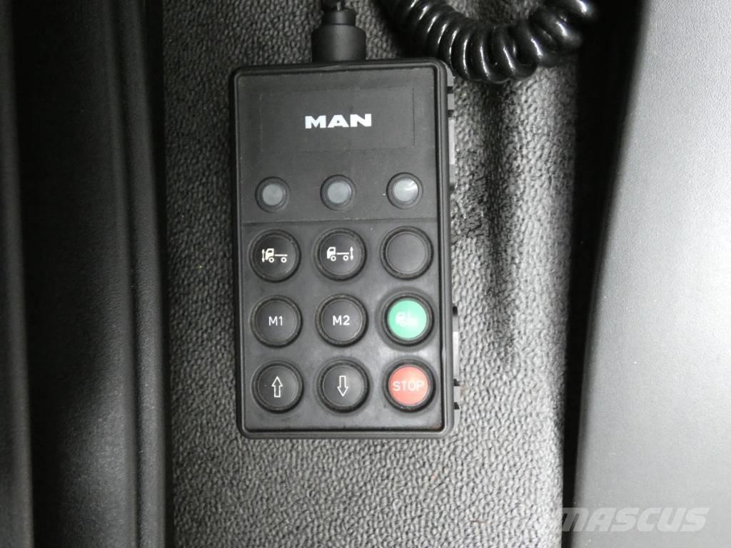 MAN TGS 26.320 탑차 트럭