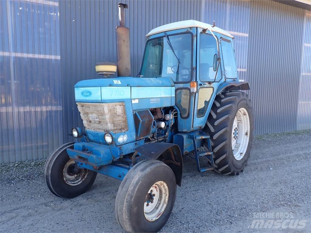 Ford 7710 트랙터