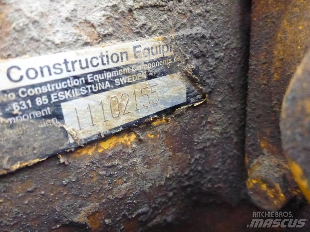 Volvo L 220 E 차축