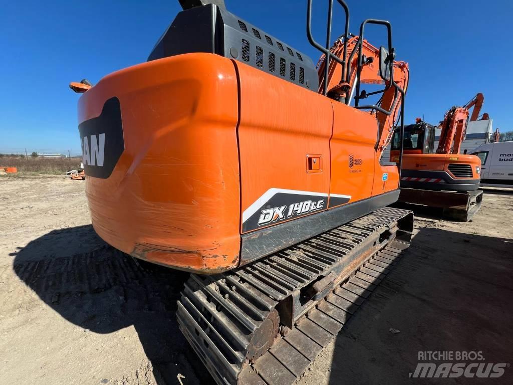Doosan DX140LC-7 대형 굴삭기 29톤 이상