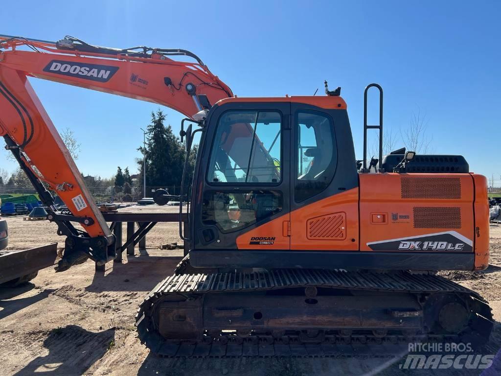 Doosan DX140LC-7 대형 굴삭기 29톤 이상