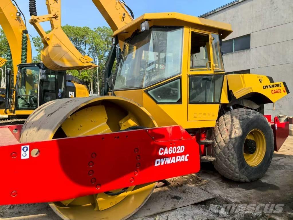 Dynapac CA 602 싱글 드럼 롤러