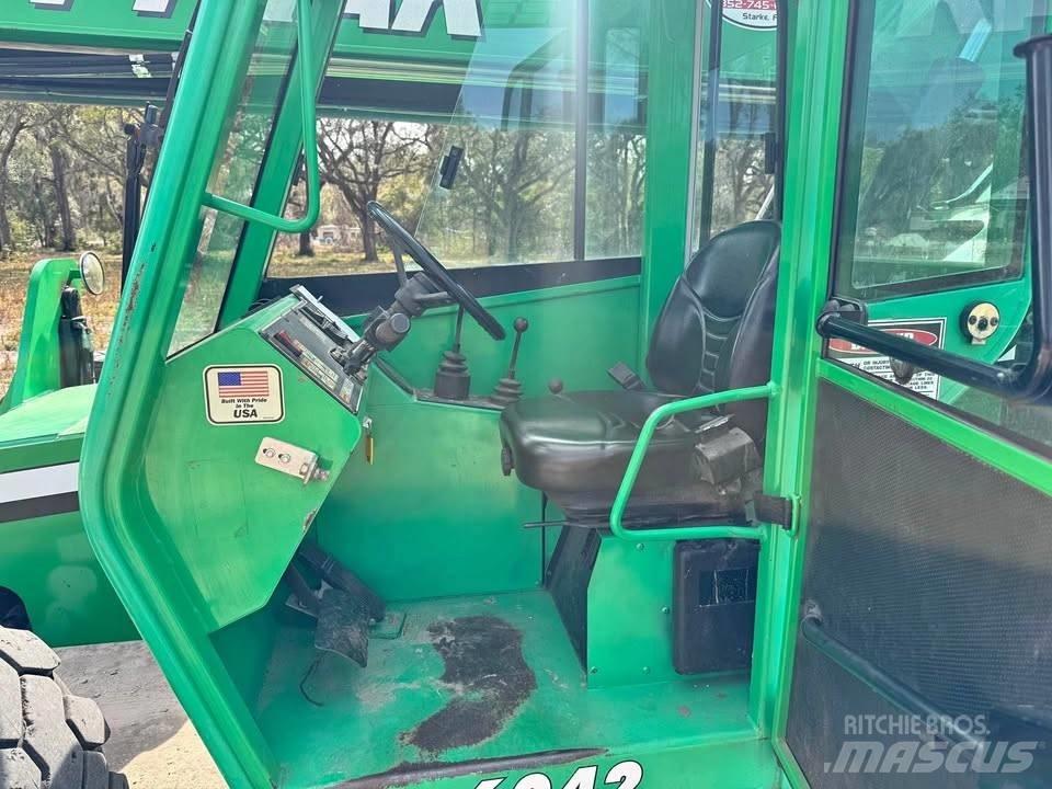 JLG 6042 텔러 핸들러