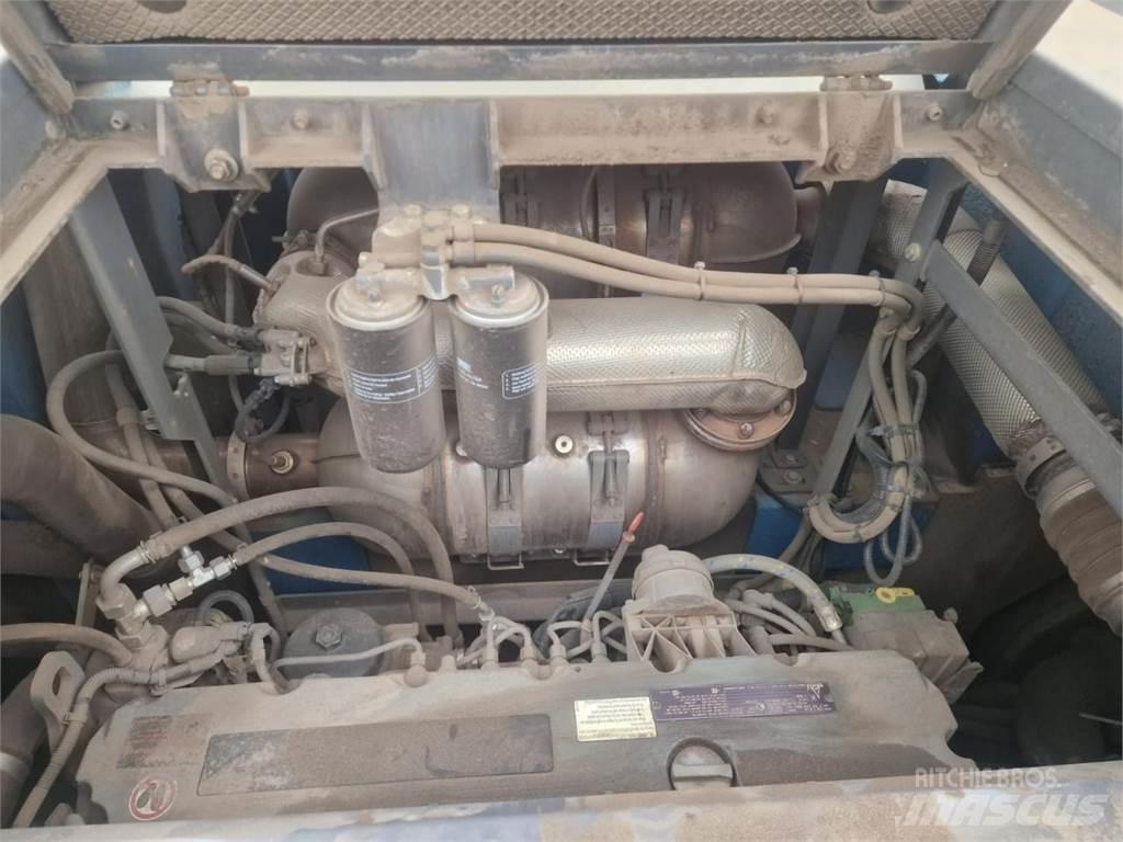 Fuchs MHL 375 S5  휠 굴삭기