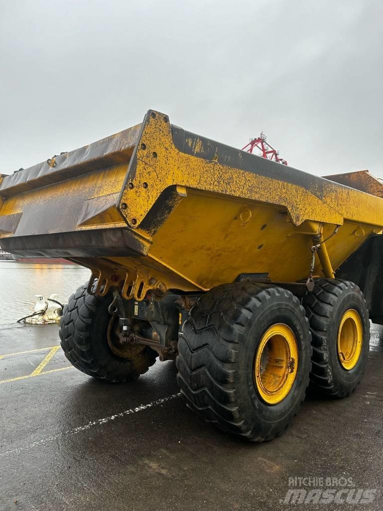 Komatsu HM 300-3 연결식 홀러