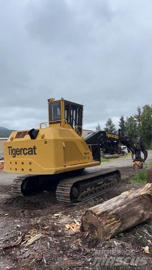 Tigercat 880D 굴절식 크레인