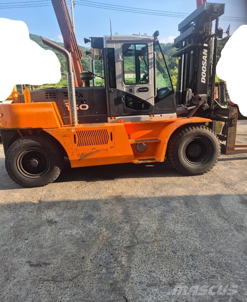Doosan D 160 S-5 디젤 지게차