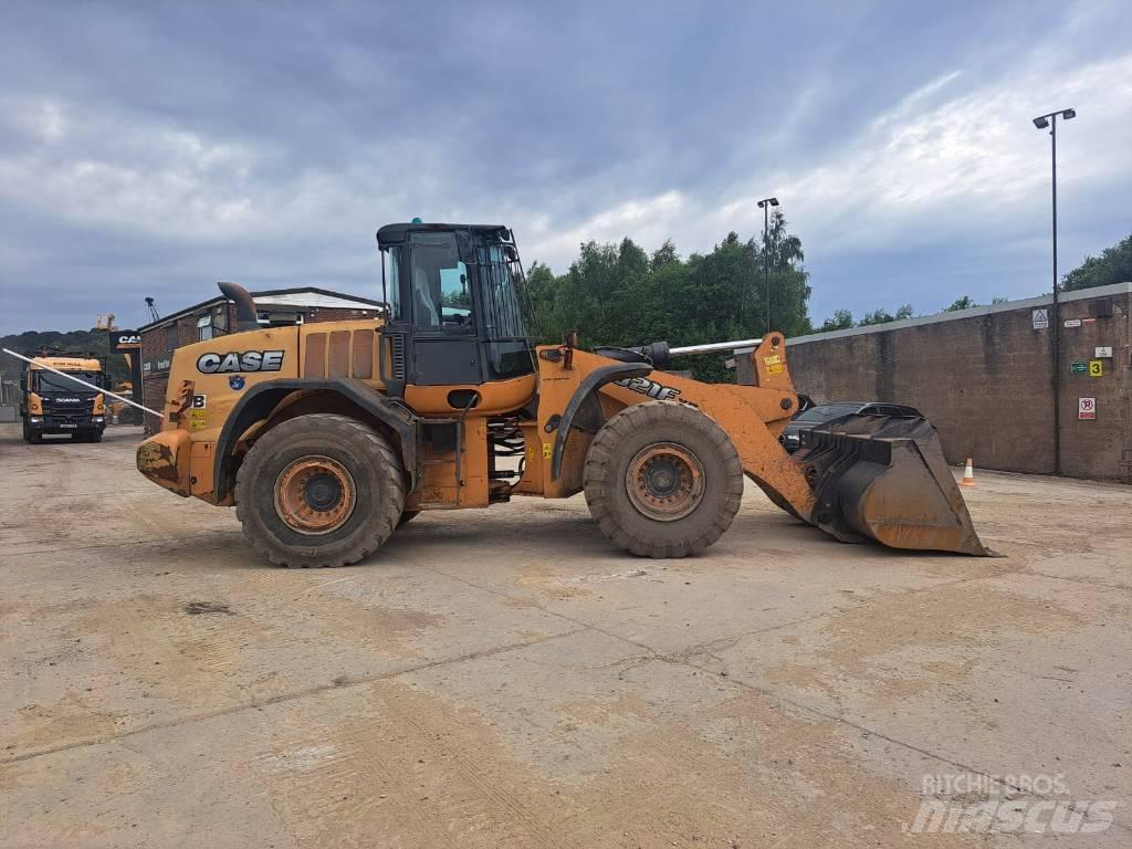 CASE 821 FXR  휠로우더