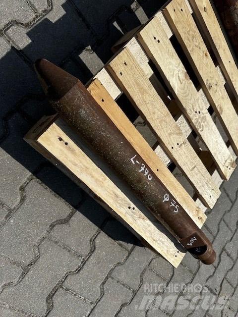 Montabert 75 MM 브레이커