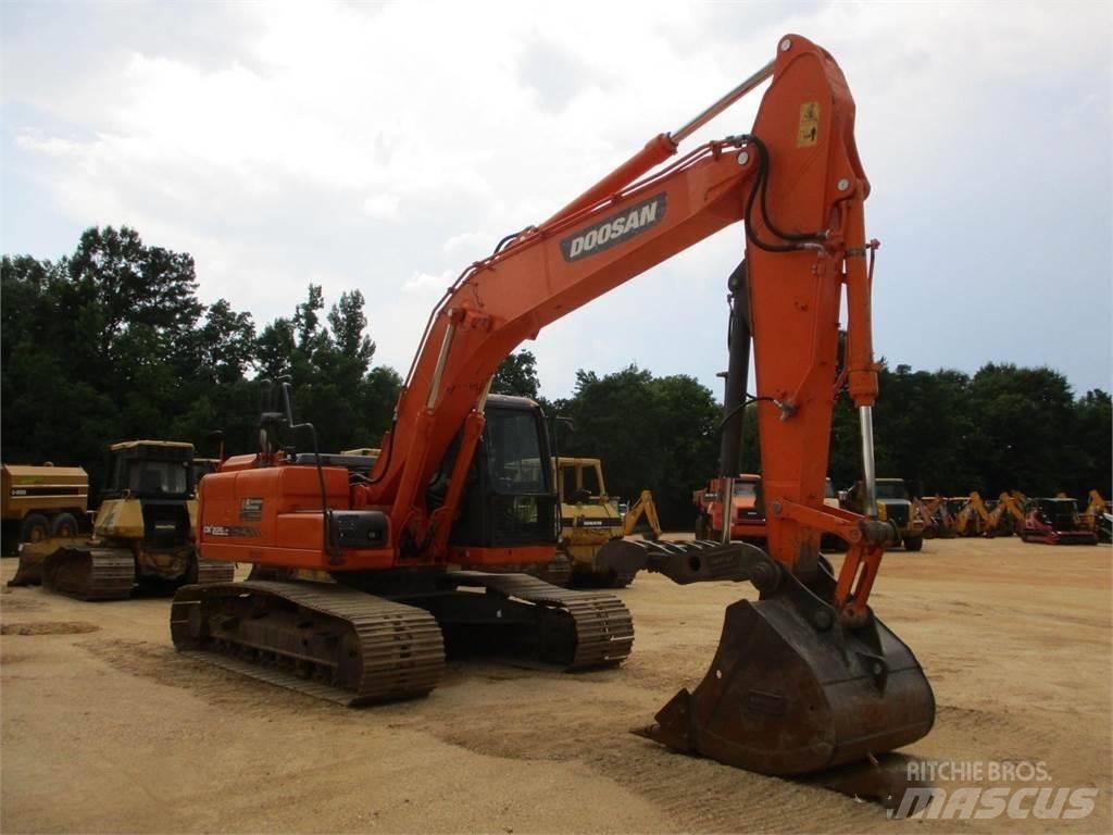 Doosan dx225 대형 굴삭기 29톤 이상