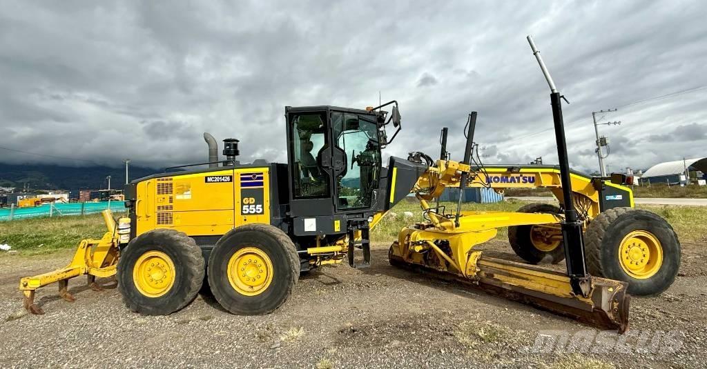 Komatsu GD555-5 그레이더