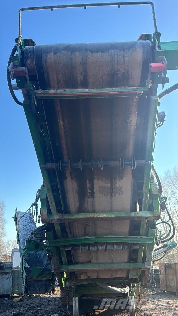 McCloskey I44R 크러셔