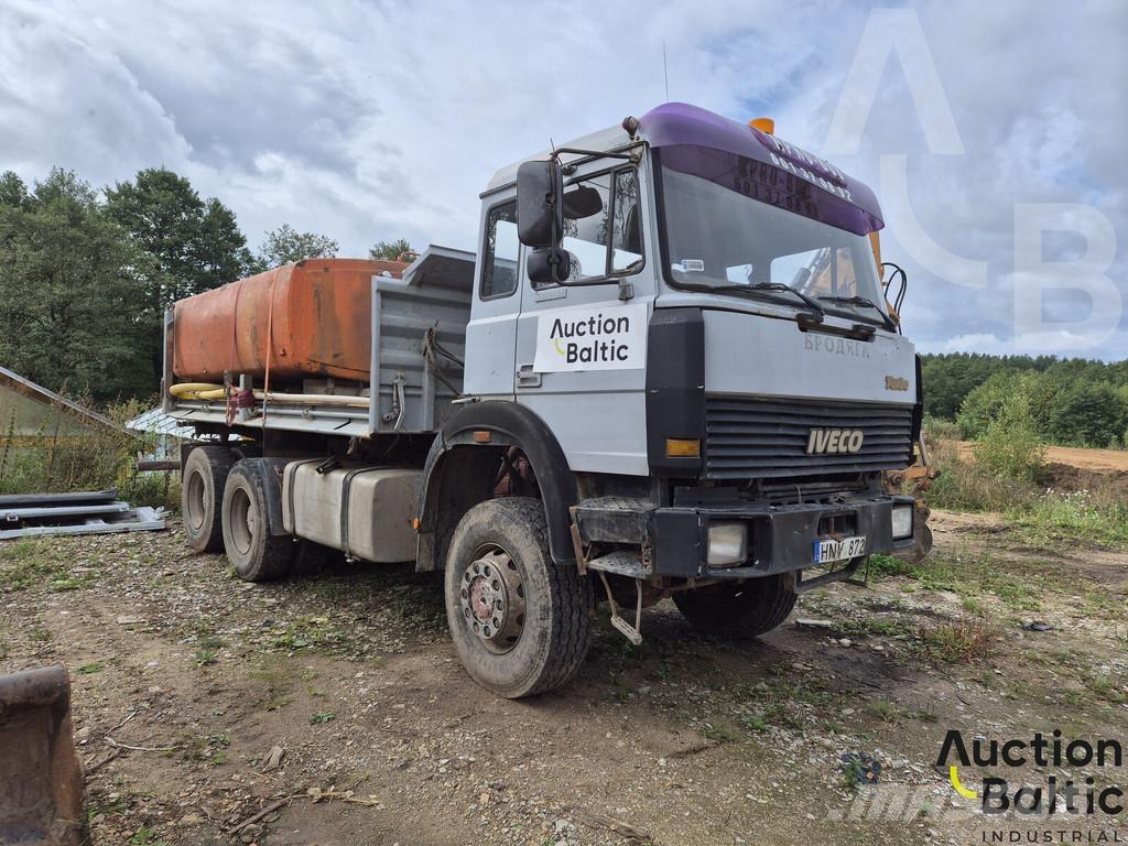 Iveco 260-34 탱커 트럭