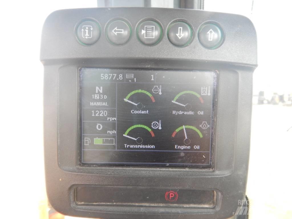 John Deere 524K  휠로우더