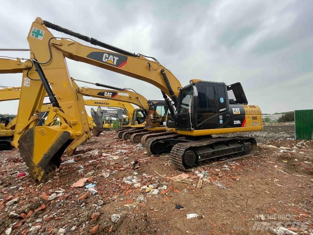 CAT 320 DL 대형 굴삭기 29톤 이상