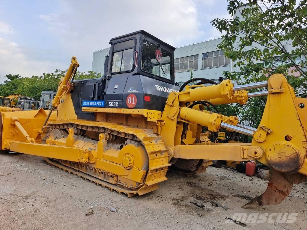Shantui SD 32 크롤러 도저