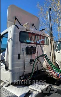 Freightliner M2 트랙터 유닛