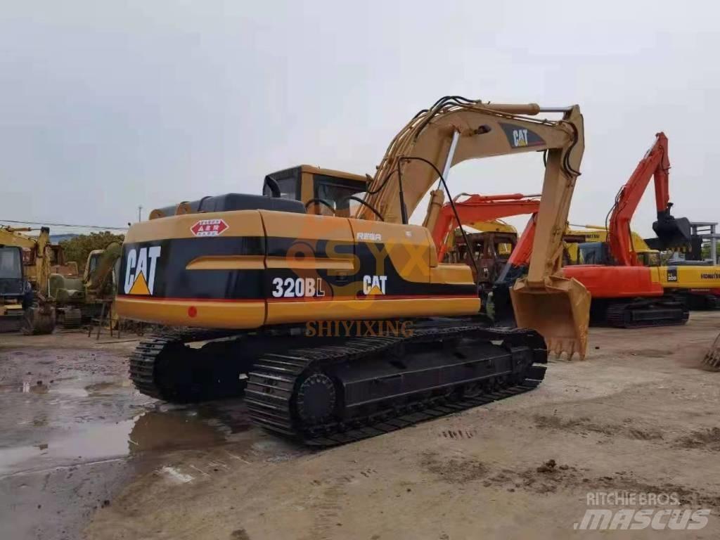 CAT 320 B 대형 굴삭기 29톤 이상