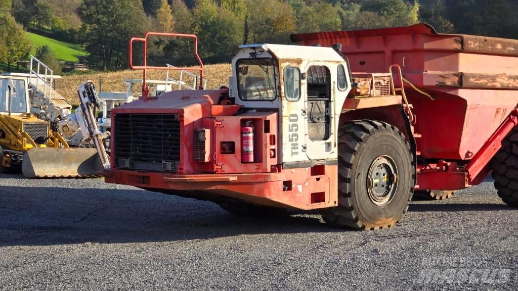 Sandvik TH550 지하 광산용 트럭