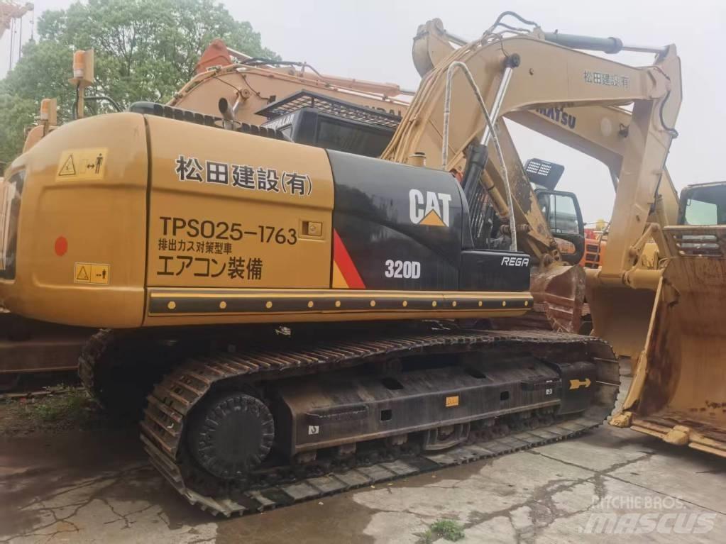 CAT 320 D 대형 굴삭기 29톤 이상