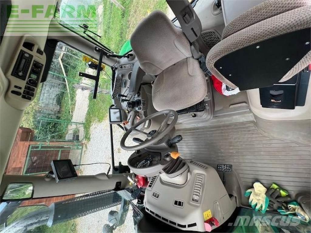 John Deere 6115R 트랙터