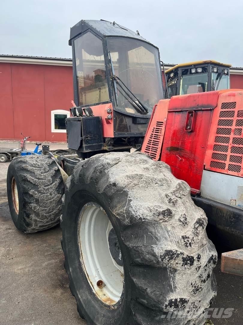 Valmet 921 원목 하베스터