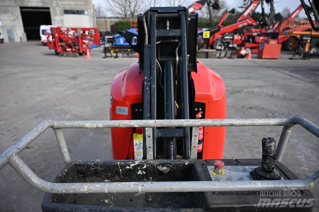 Manitou VJR 100 관절형 전동이동 리프트