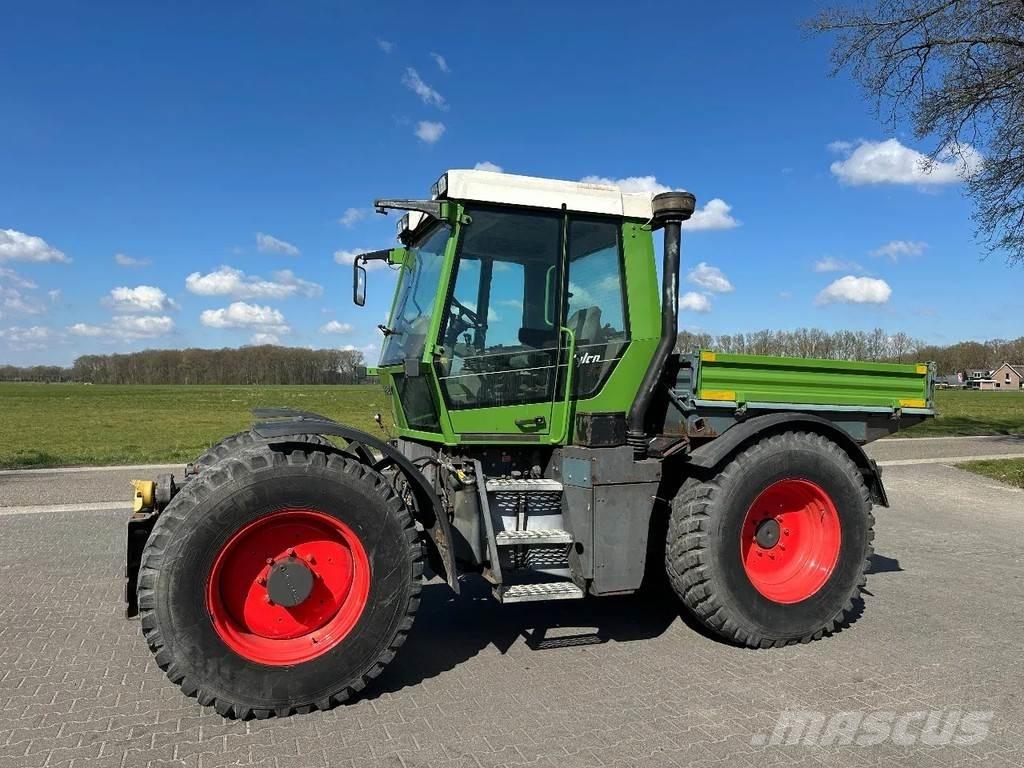 Fendt Xylon 520 트랙터