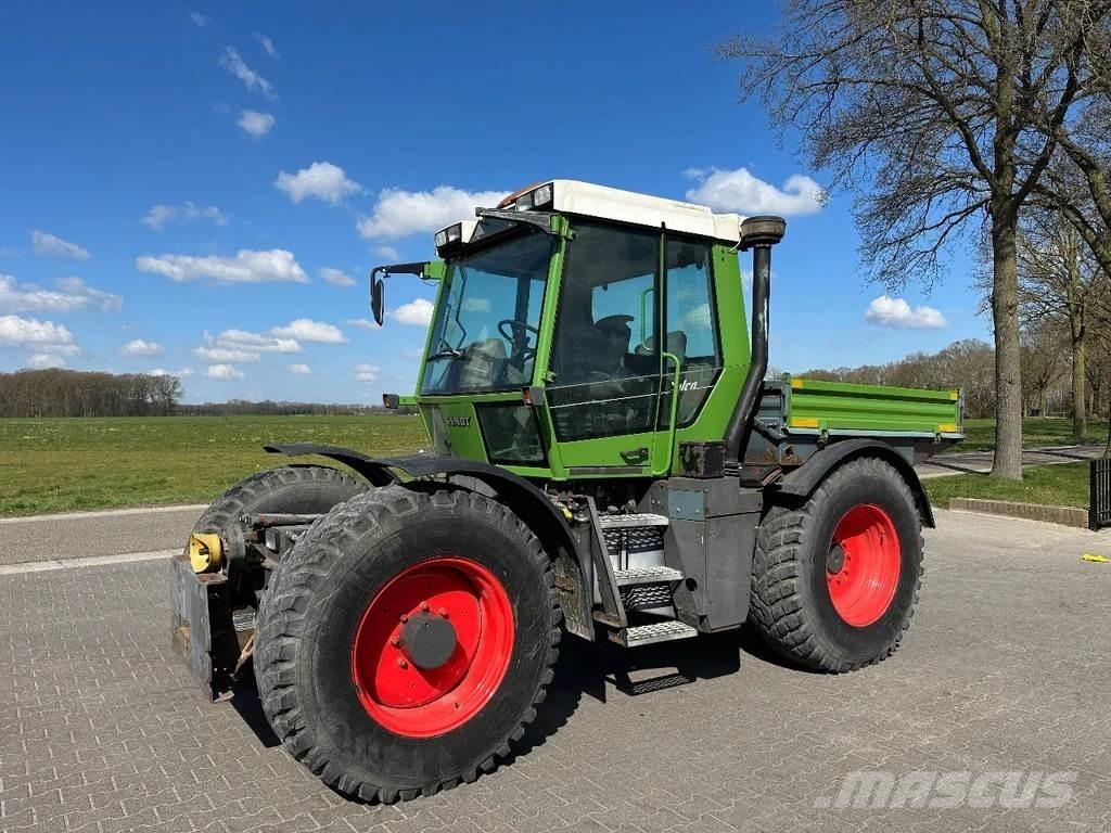 Fendt Xylon 520 트랙터
