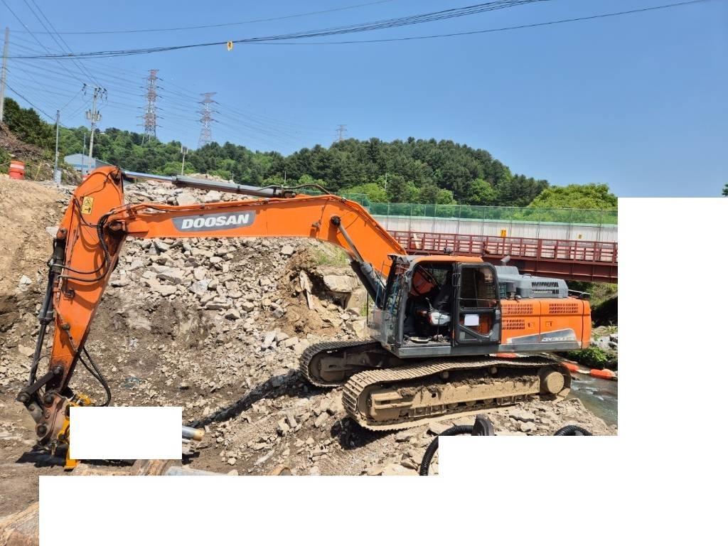 Doosan DX 300 LC-5 대형 굴삭기 29톤 이상