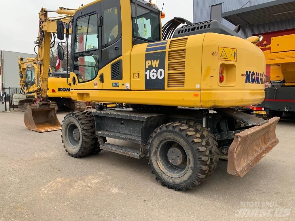 Komatsu PW 160  휠 굴삭기