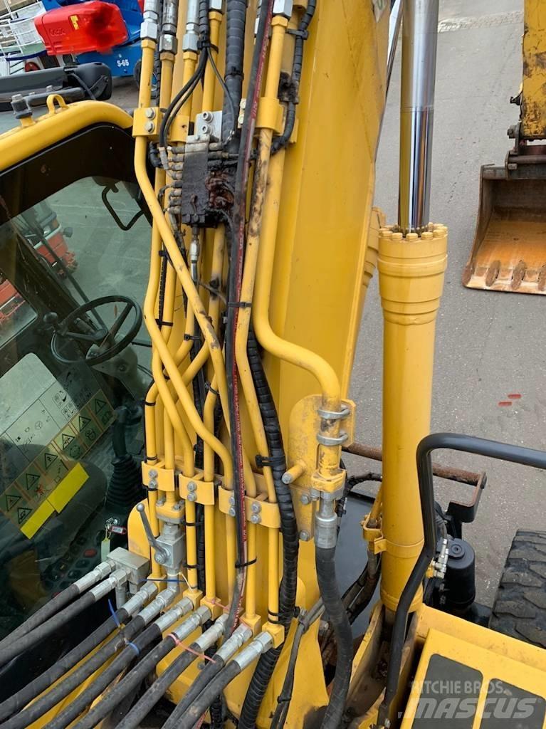 Komatsu PW 160  휠 굴삭기