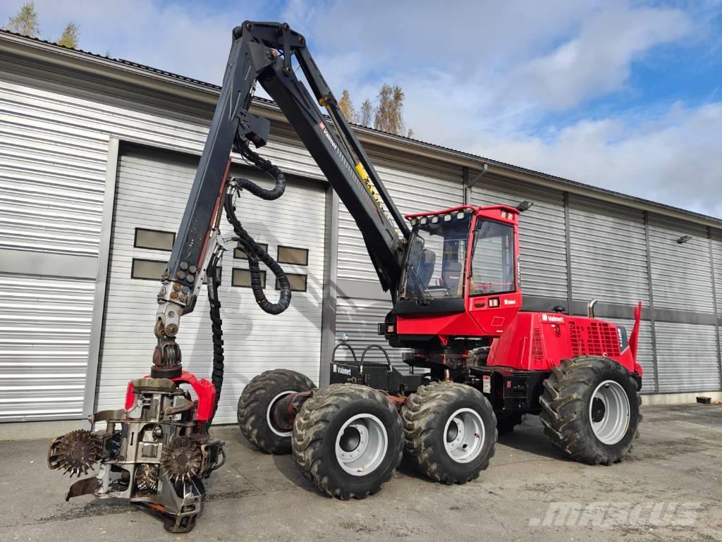 Valmet 901TX 원목 하베스터