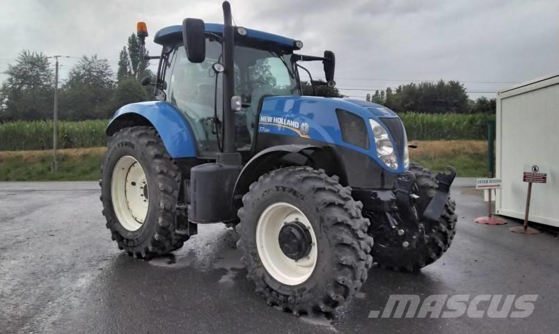 New Holland T 7.200 트랙터