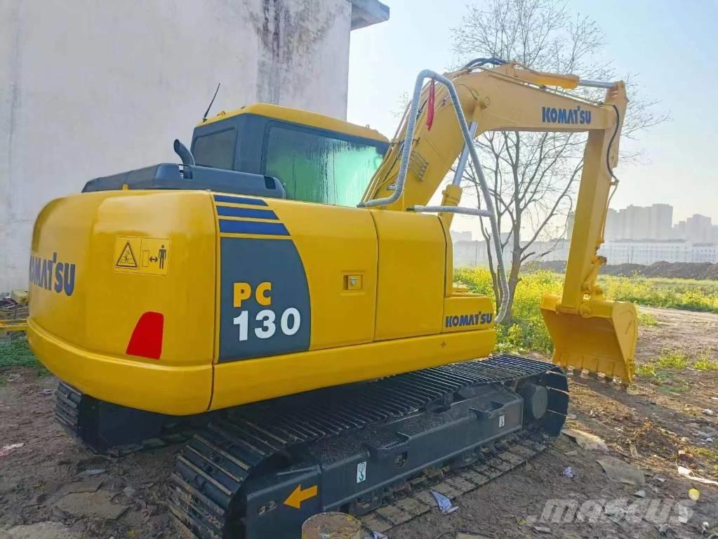 Komatsu PC 130-7 대형 굴삭기 29톤 이상