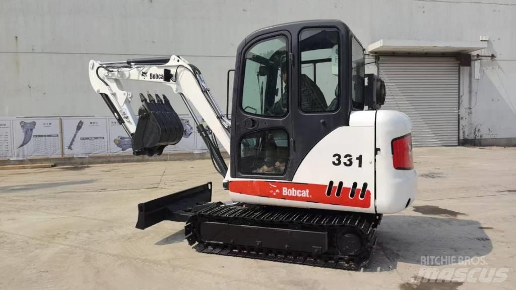 Bobcat 331 소형 굴삭기 7톤 미만