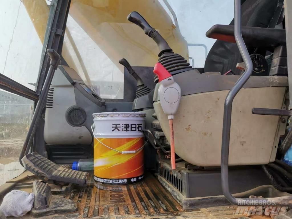 Komatsu pc220-8 대형 굴삭기 29톤 이상