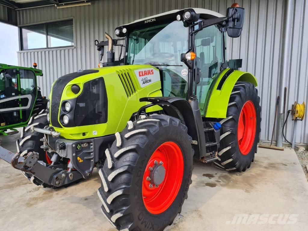 CLAAS Arion 440 CIS 트랙터