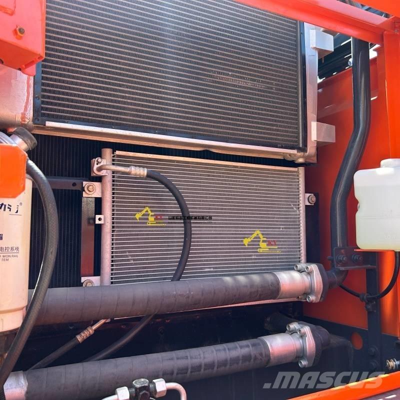 Doosan DX225-9C 대형 굴삭기 29톤 이상